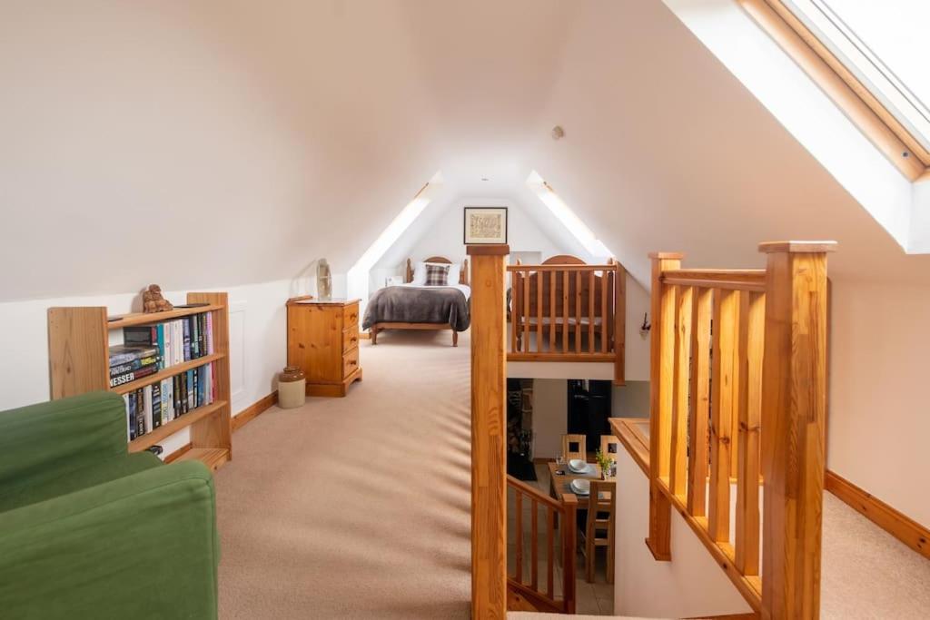 Cosy & Rustic Retreat - Woodland Cottage. Nairn Exteriör bild