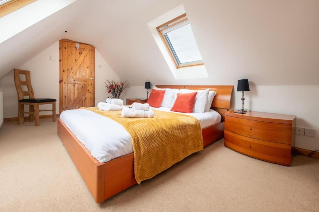 Cosy & Rustic Retreat - Woodland Cottage. Nairn Exteriör bild